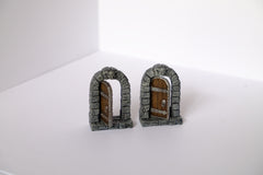 Painted Dungeon Doors for D&D | Magic Magpie